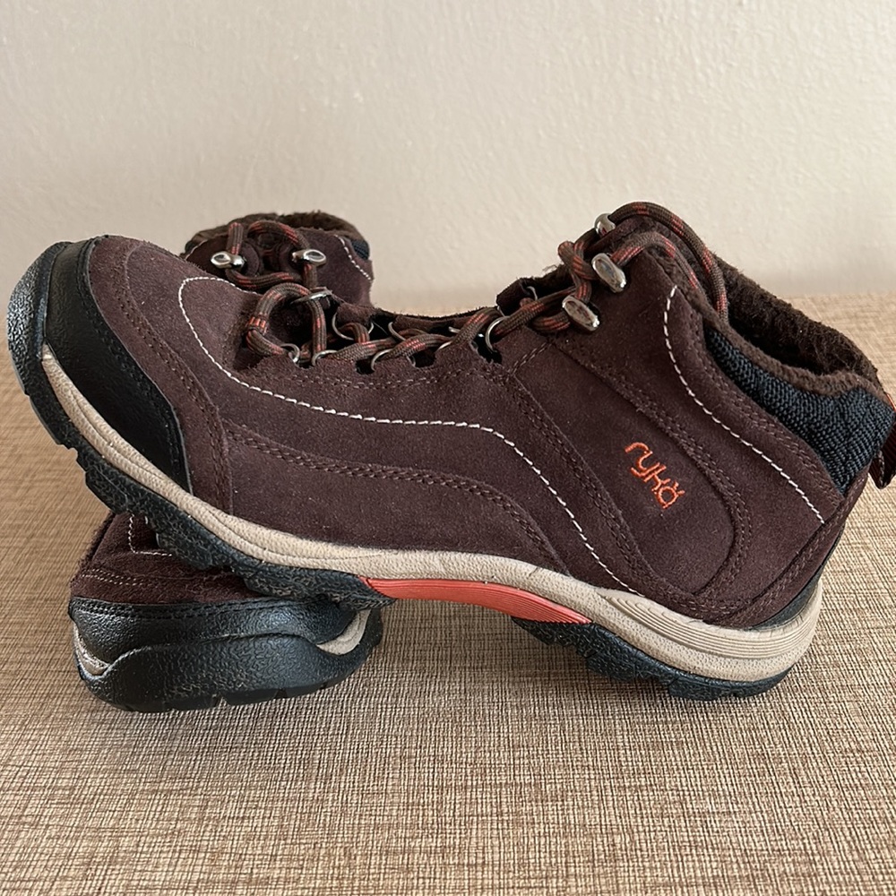 Ryka hiking / walking shoes / boots brown suede. Comfortable.